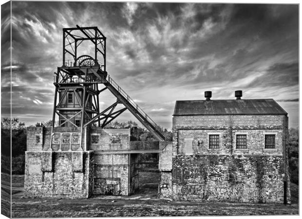 Barnsley Main Colliery  Canvas Print by Darren Galpin