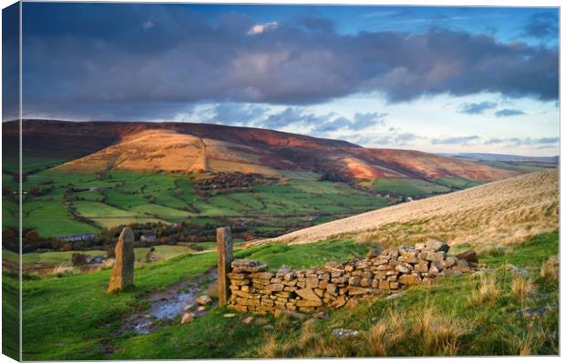 Hollins Cross & Vale of Edale                      Canvas Print by Darren Galpin