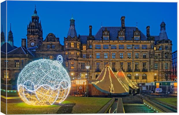 Sheffield Town Hall & Peace Gardens at Christmas Canvas Print by Darren Galpin