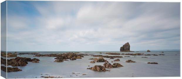 thurlstone rock Canvas Print by kevin murch