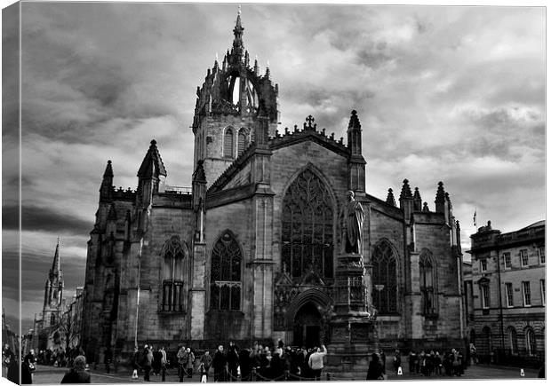 St Giles Cathedral Canvas Print by Shaun Cope