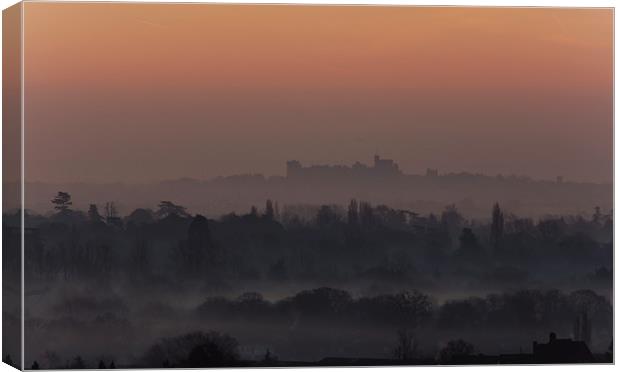 Windsor Castle from Cookham Canvas Print by Mick Vogel