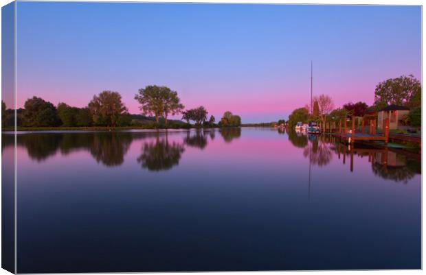 Bourne End Sunrise Canvas Print by Mick Vogel