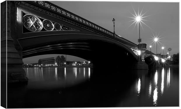 The City Ground Canvas Print by Tracey Whitefoot