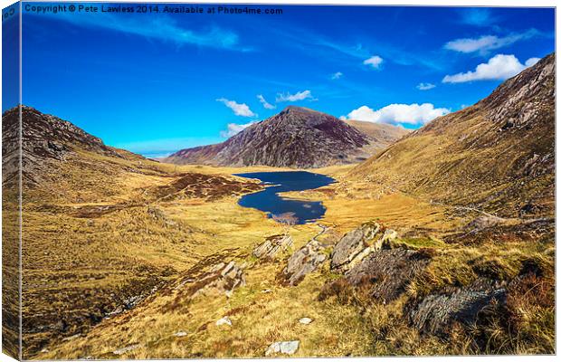 Llyn Idwal from the Glyders Canvas Print by Pete Lawless