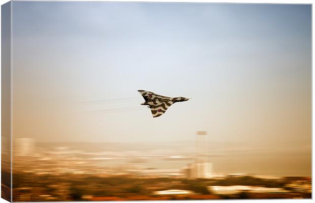 The mighty Vulcan. Canvas Print by David Saunders
