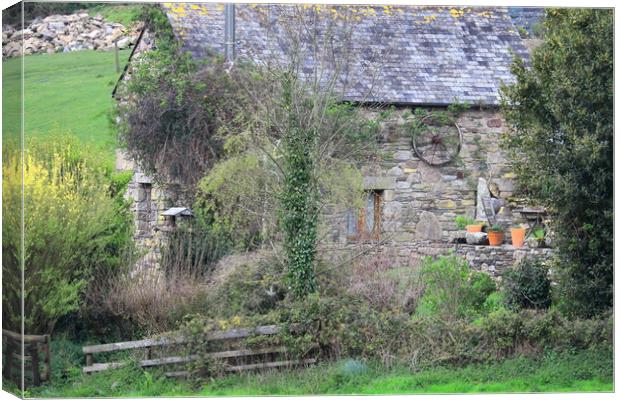 Old stone cottage Canvas Print by Bryan 4Pics