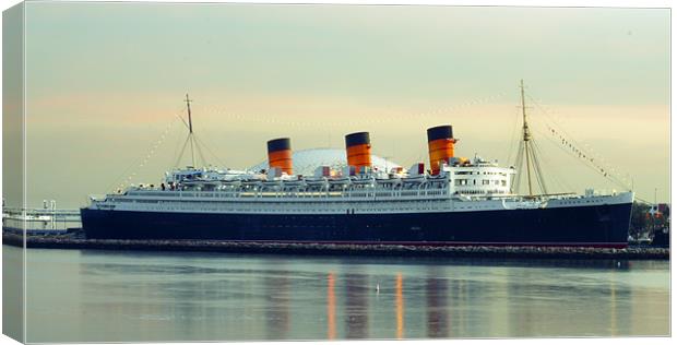 RMS Queen Mary Canvas Print by Brandon Verrett