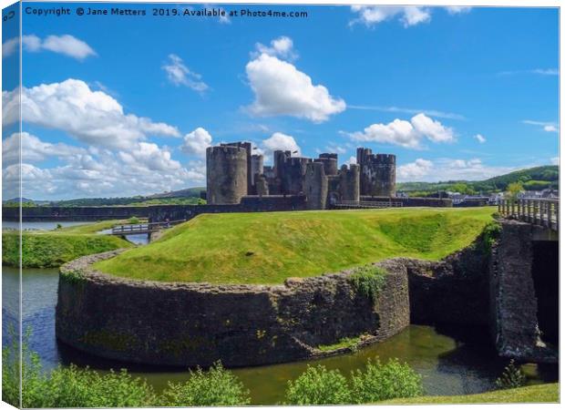 The Castle Of Caerphilly  Canvas Print by Jane Metters