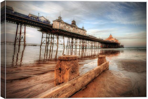 Pier and Groin Canvas Print by Michael Baldwin