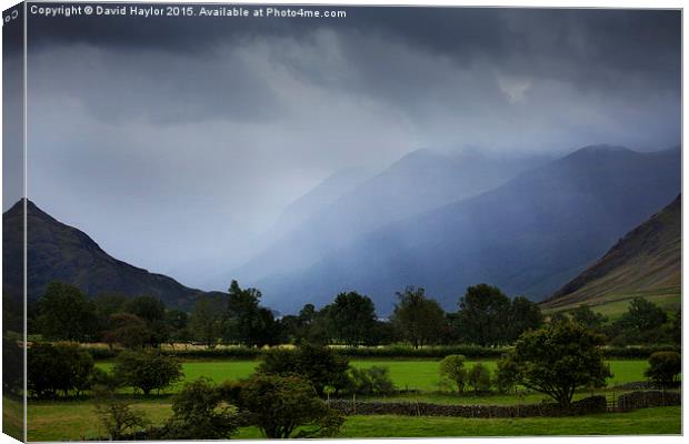  Incoming Weather in the English Lakes Canvas Print by David Haylor