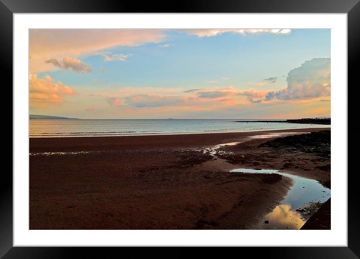 Cooling Troon Beach Framed Mounted Print by Chris Archer