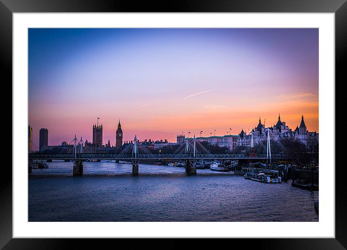 River Thames at Sunset Framed Mounted Print by Phil Robinson