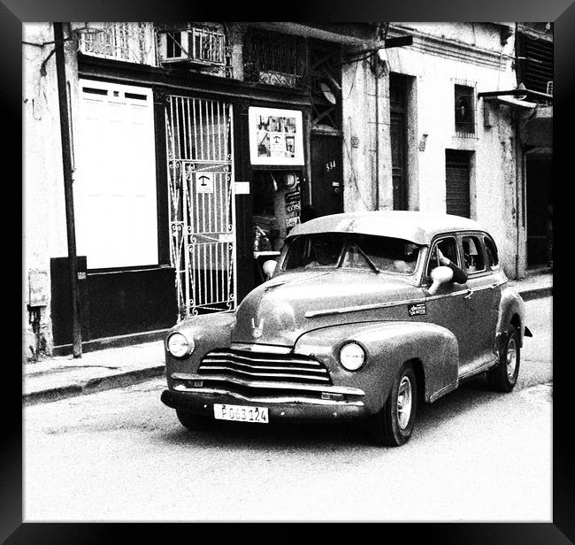 Cuba Car 2 Framed Print by Graeme B
