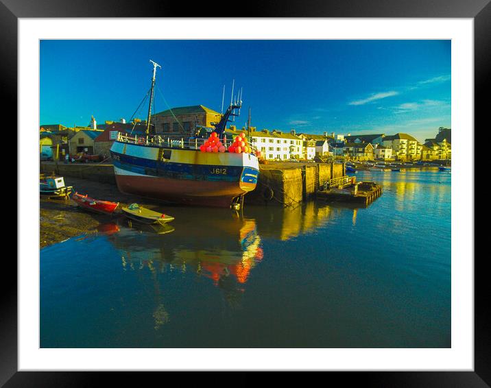 Teignmouth Back Beach Framed Mounted Print by Dave Bell