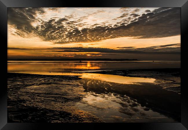 Mighty Humber Framed Print by Jonathan Parkes