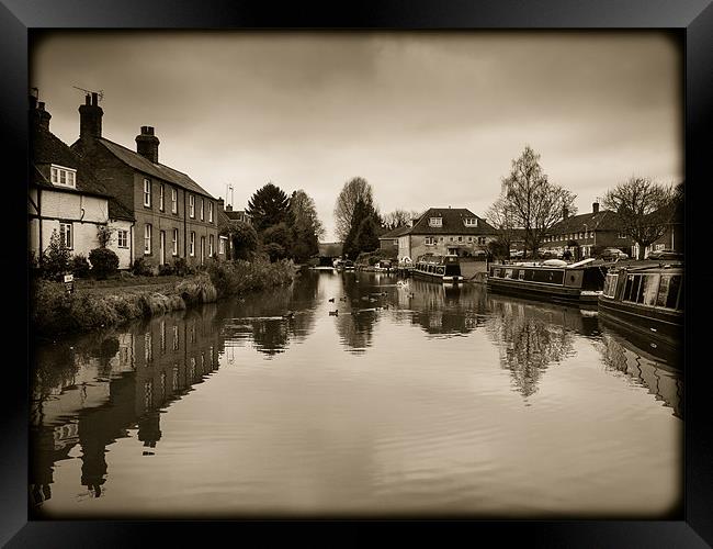 Hungerford Canal, Berkshire, England, UK Framed Print by Mark Llewellyn