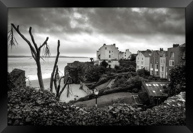 South Beach, Tenby, Pembrokeshire, Wales, UK Framed Print by Mark Llewellyn