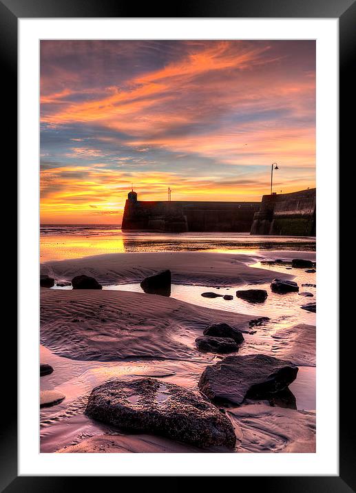 Saundersfoot Harbour Framed Mounted Print by Simon West