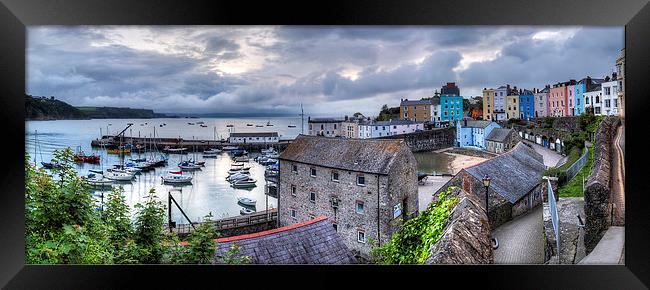 Tenby Harbour Panoramic Framed Print by Simon West