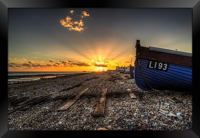  Worthing sunset and fishing boat Framed Print by Simon West