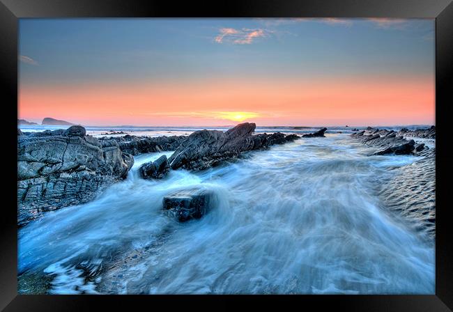 Incoming Tide Framed Print by nick woodrow