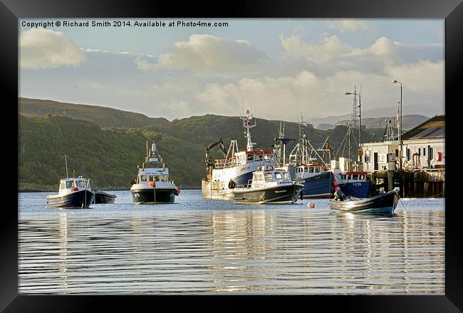  The end of Portree pier Framed Print by Richard Smith