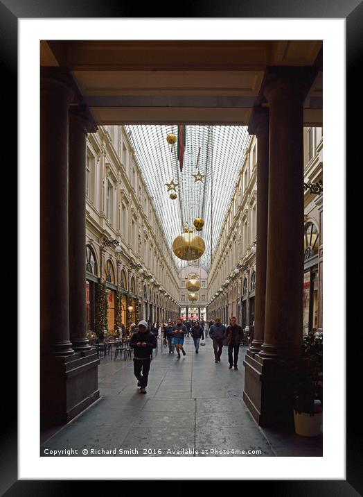 4784 Shopping mall                                 Framed Mounted Print by Richard Smith