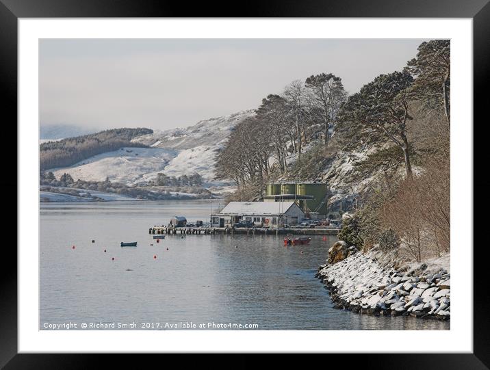 The end of Portree pier in winter Framed Mounted Print by Richard Smith