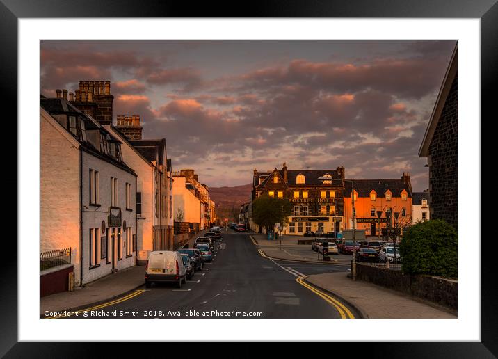 Wentworth Street and Somerled Square Framed Mounted Print by Richard Smith