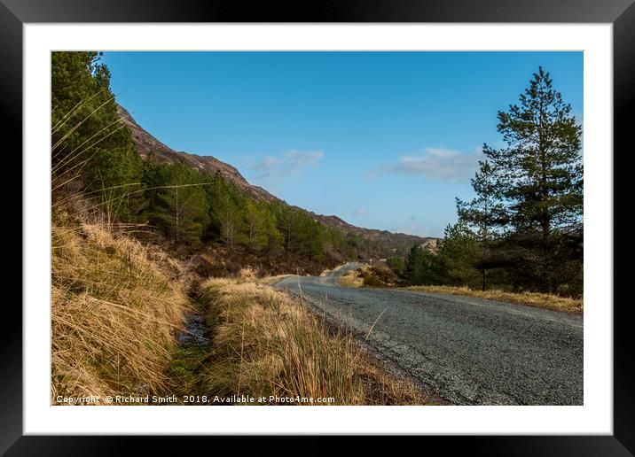 The road to Kylerhea a. Framed Mounted Print by Richard Smith