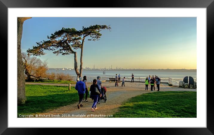 Walking down to Southampton Water Framed Mounted Print by Richard Smith