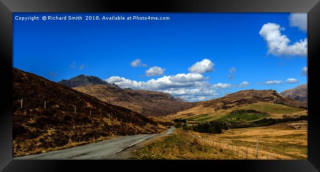 The road down to Kilmarie. Framed Print by Richard Smith