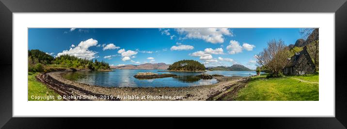 A fabulous Scottish holiday destination. Framed Mounted Print by Richard Smith