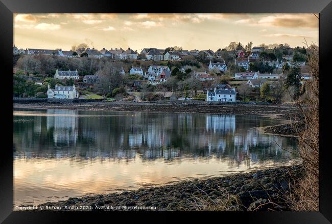 Redcliff House and Scorrybreac House reflected in Loch Portree. Framed Print by Richard Smith
