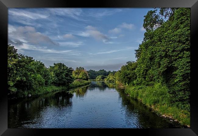 The River Don Framed Print by Vicky Mitchell