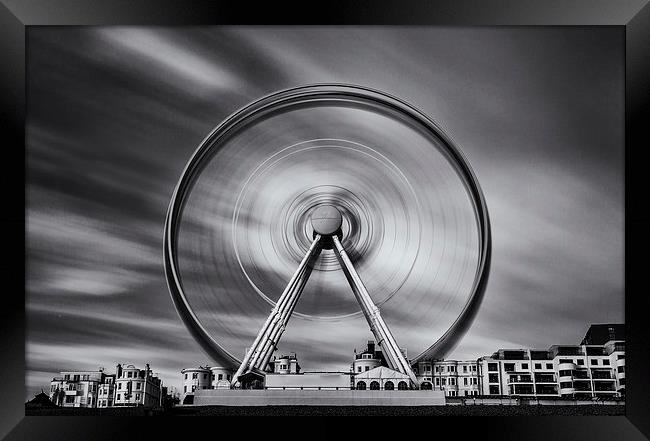 Brighton Eye Framed Print by Stuart Gennery