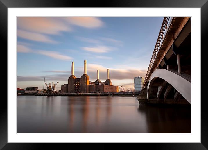 Power Station at Battersea Framed Mounted Print by Stuart Gennery