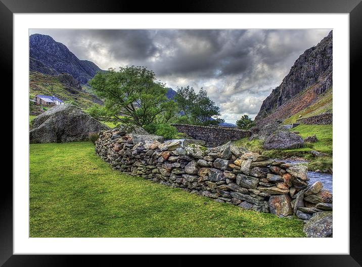 The Llanberis Pass Framed Mounted Print by Ian Mitchell