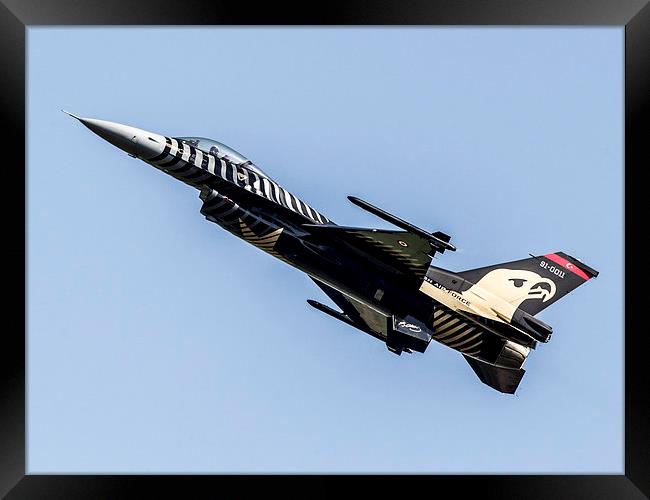Solo Turk F-16 climbing Framed Print by Keith Campbell