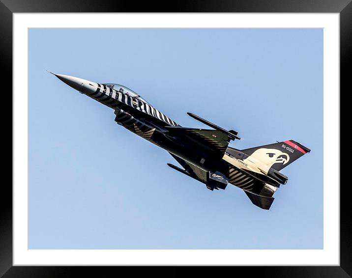 Solo Turk F-16 climbing Framed Mounted Print by Keith Campbell