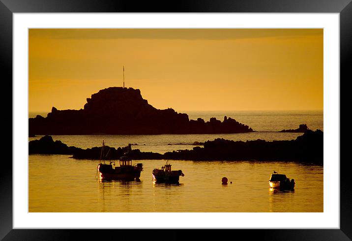 Cobo Bay Sunset Guernsey Framed Mounted Print by Tracey Selby