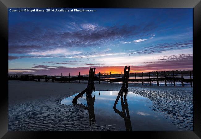 Bembridge Beach Sunset Framed Print by Wight Landscapes