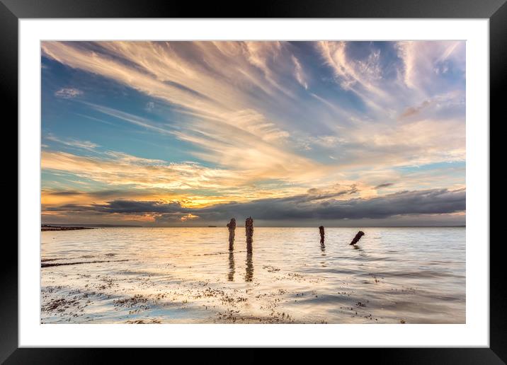 Western Beach Sunset Isle Of Wight Framed Mounted Print by Wight Landscapes