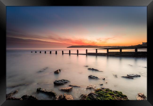 Yaverland Beach Sunset Framed Print by Wight Landscapes