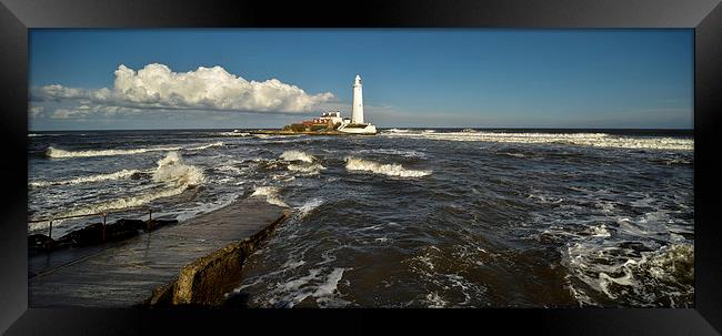  St Marys Lighthouse Framed Print by Dave Hudspeth Landscape Photography
