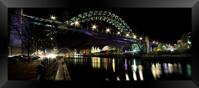  The Tyne Bridge Panoramic Framed Print by Dave Hudspeth Landscape Photography