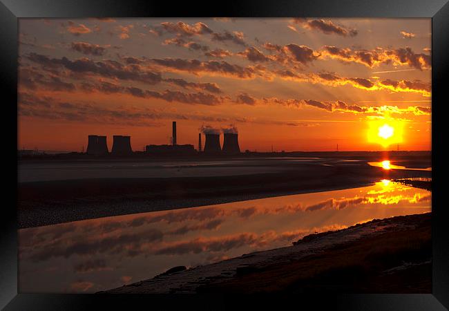 River Mersey Sunrise Framed Print by Paul Scoullar