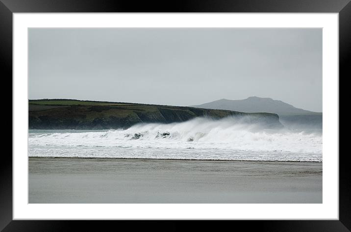 Whitesands Bay Framed Mounted Print by lee wilce