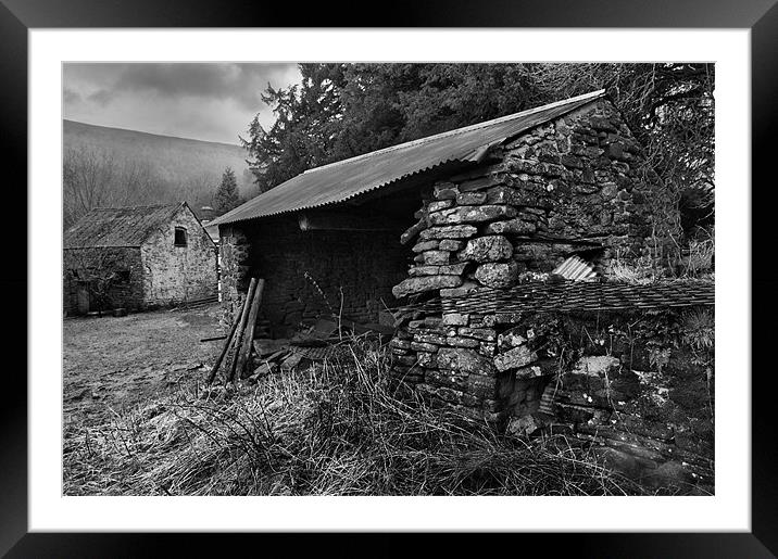 Old Horse House Framed Mounted Print by lee wilce